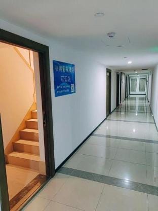 Harbo Cinema Hotel (Dingqiao Longhu Tianjie) Hotel in Hangzhou