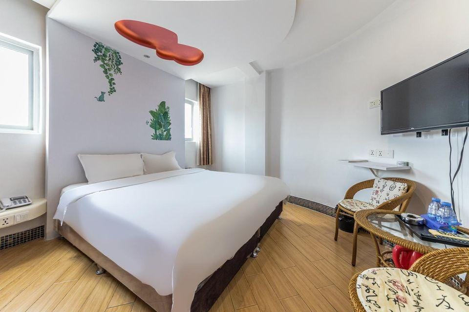 Guestroom