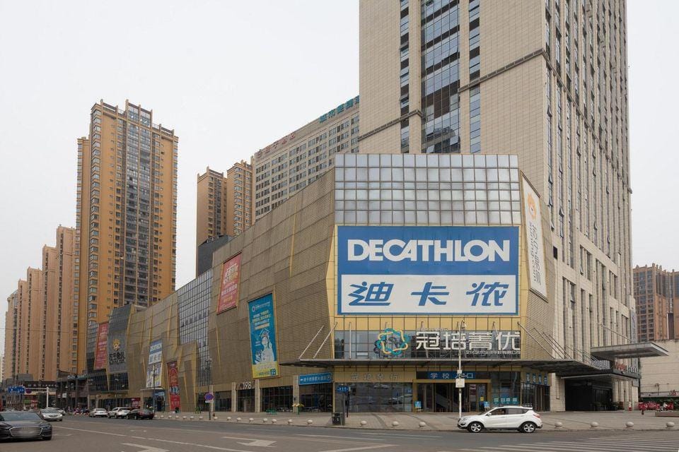 TITAN MAX E-sports Homestay (Chengdu Longquan Administrative Center) Hotel in Chengdu