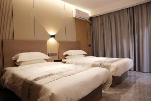 Yuening Hotel (Nanjing University Xianlin Subway Station) Hotel in Nanjing