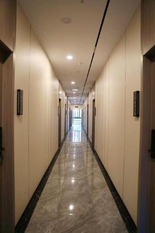 Yuening Hotel (Nanjing University Xianlin Subway Station) Hotel in Nanjing