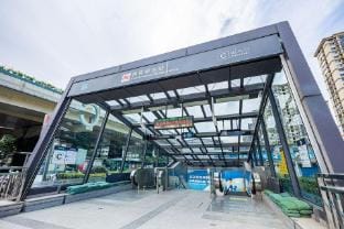 Junyi Chain Hotel (Hangzhou Gongchenqiao East Subway Station Yunhe Shangjie) Hotel in Hangzhou