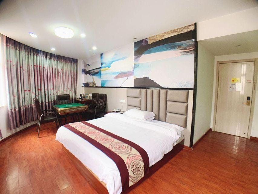 Tianhong Business Hotel Hotel in Zhejiang
