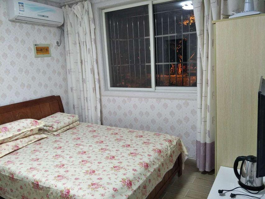 Nanjing Jingjing Apartment Hotel in Nanjing