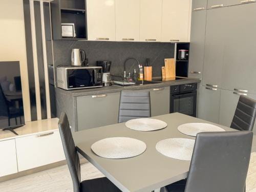 1BR Elite Residence | FREE Gym Pass | Center Hotel in Plovdiv