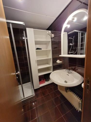 Marilleva 1400 Aparthotel Hotel in Province of Brescia