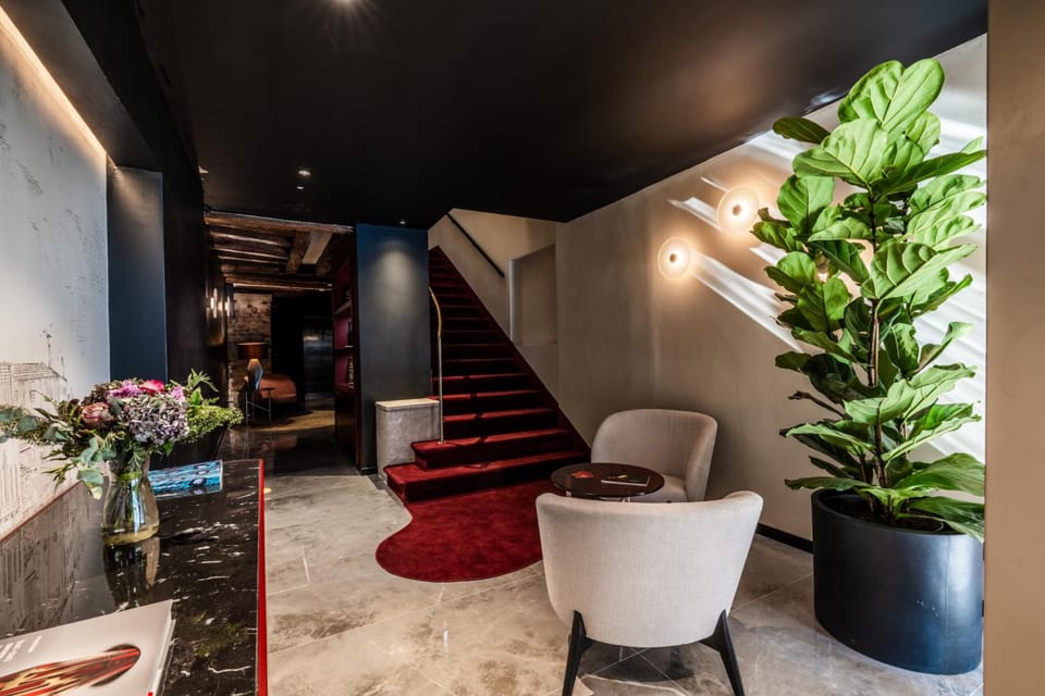 Palazzo Rota Luxury Apartments Hotel in San Marco