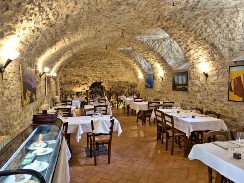 Abbazia dei Santi Felice e Mauro Hotel in Umbria