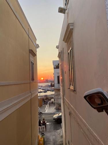 Yali Suites Bed and Breakfast Hotel in Bari