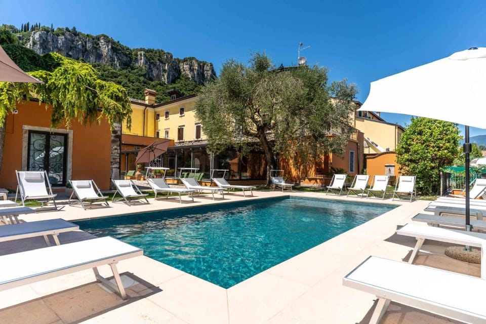 Corte Impero Hotel & Restaurant Hotel in Lake Garda