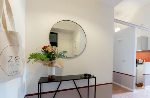 Colosseum Suites - Zen 22 Hotel in Rome