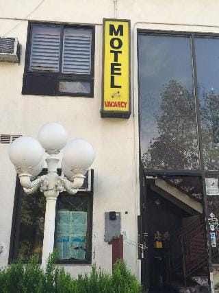 Hollywood 7 Star Motel Hotel in Hollywood