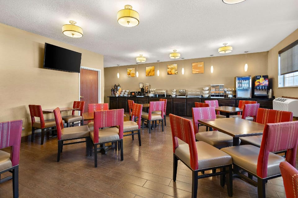 Comfort Inn Near Ouabache State Park Hotel in Indiana