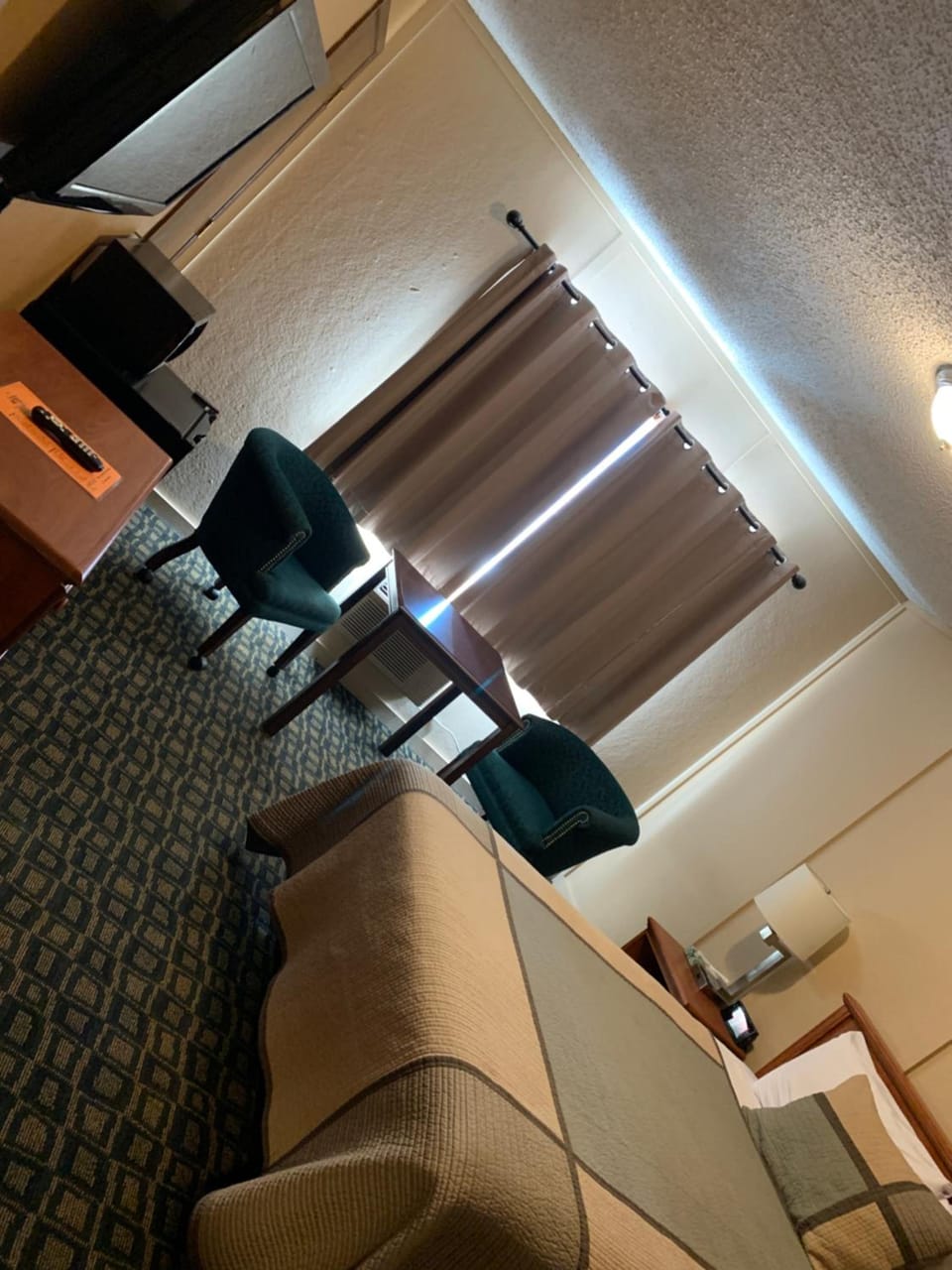 Townhouse Inn & Suites Motel in Klamath Falls