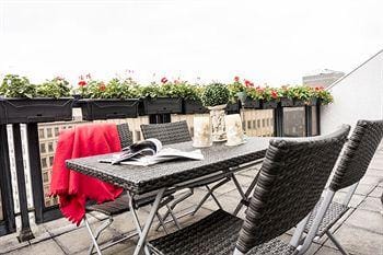 The Queen Luxury Apartments - Villa Marilyn Hotel in Luxembourg