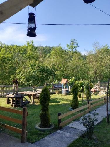 VILA BOJANA Hotel in Serbia