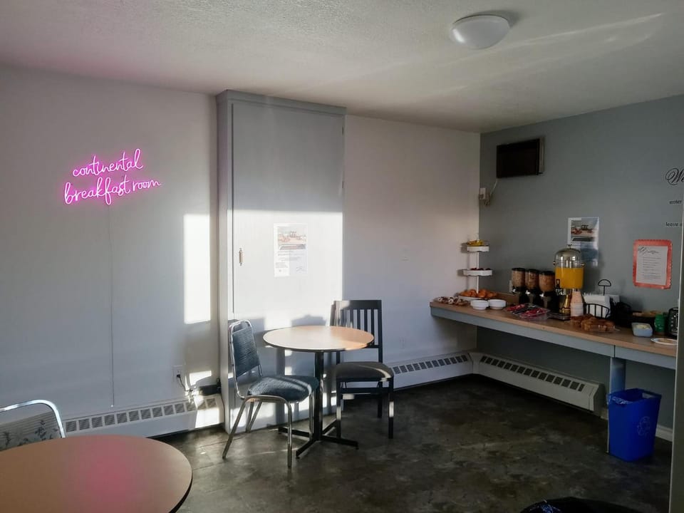 Cardston Inn Motel in Alberta