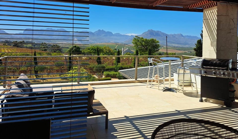 Sunrise and Sunset Apartments at Domaine Coutelier Hotel in Stellenbosch