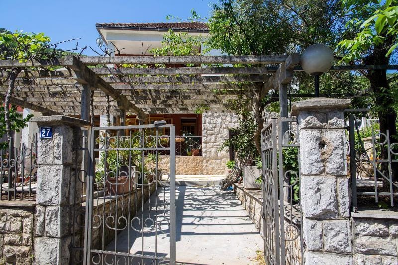 Guest House Blue Coast Hotel in Budva