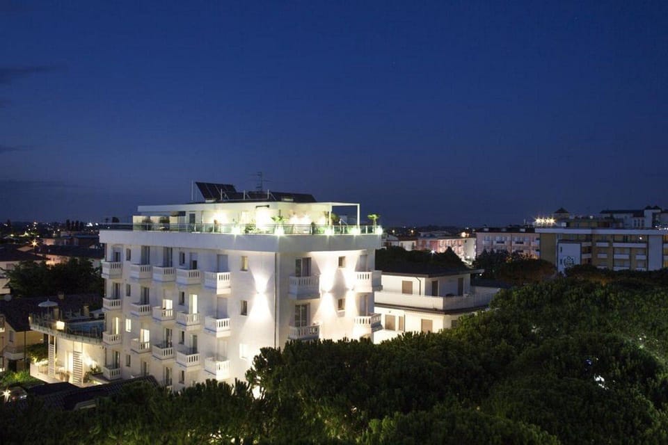 Hotel Tropical Hotel in Lido di Jesolo