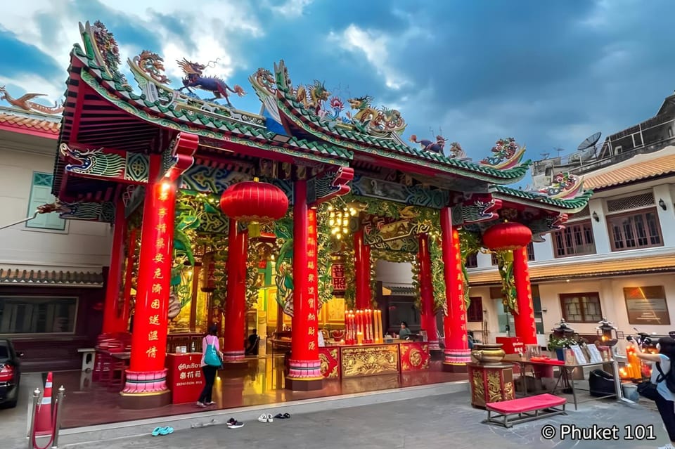 The Character Yaowarat  Inn in Bangkok