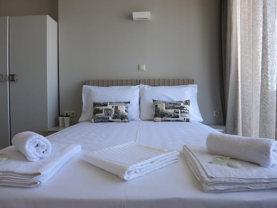 Pantheon Apartments Hotel in Chania