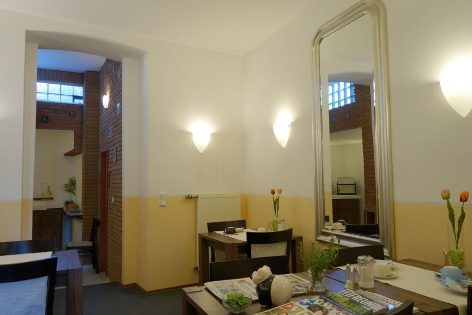 Pension am Helenenwall Hotel in Cologne
