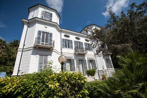 Residence RTA Villa Marina Hotel in Imperia