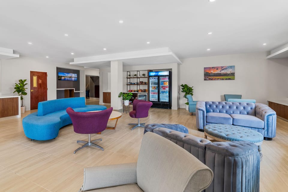 Roundhouse Suites  Hotel in Boston
