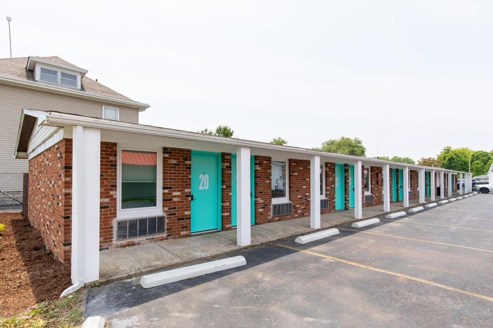 HomeField Inn Hotel in Sandusky