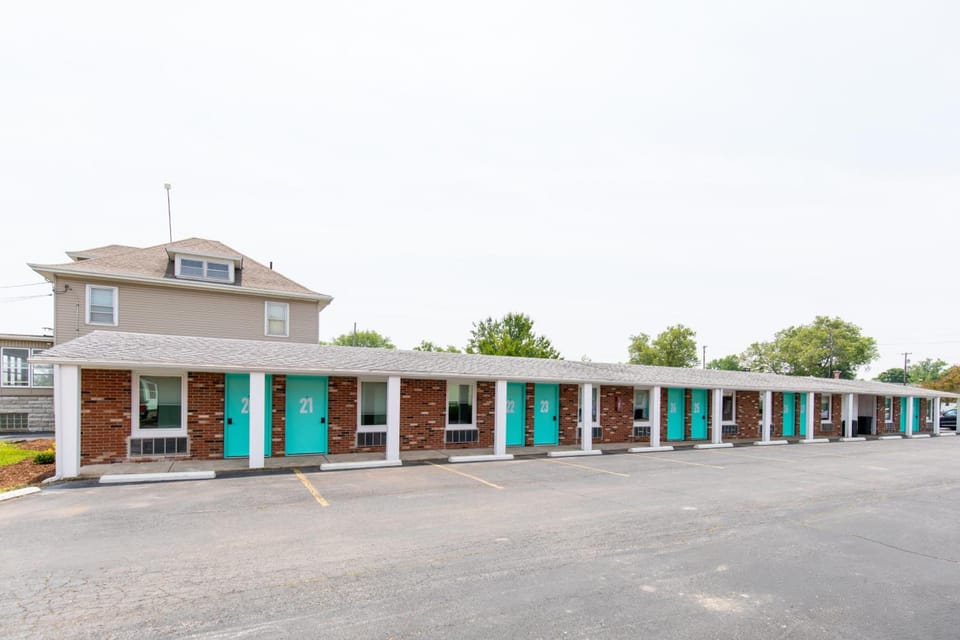 HomeField Inn Hotel in Sandusky