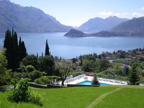 Le Terrazze Vista Lago piscina tennis parking Wi-Fi Hotel in Menaggio