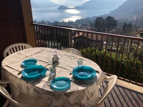 Le Terrazze Vista Lago piscina tennis parking Wi-Fi Hotel in Menaggio