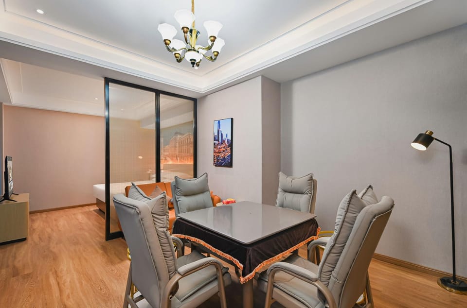 Vienna International Hotel Chongqing Jiangbeizui Financial Center Hotel in China
