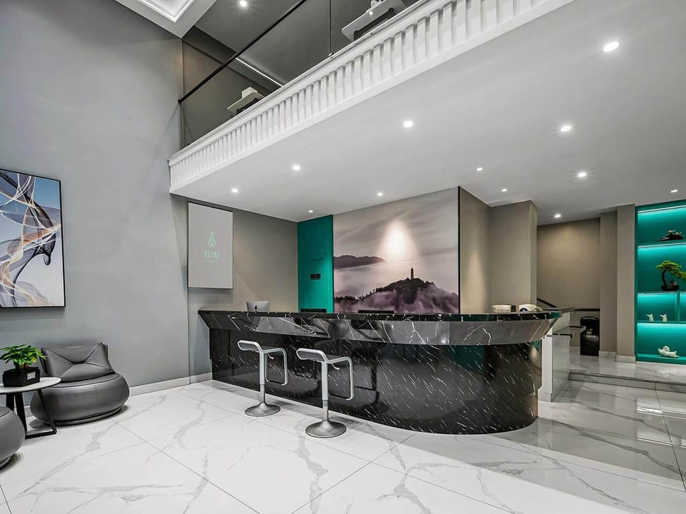 Magnotel Tiantai Mountain Scenic Area High-Speed Railway Station Hotel in Zhejiang