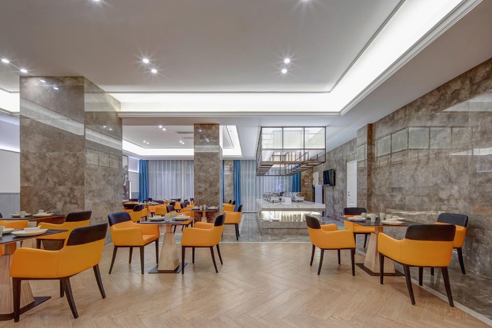 Vienna International Hotel Tiantai County Shifeng Lake Wetland Park Hotel in Zhejiang