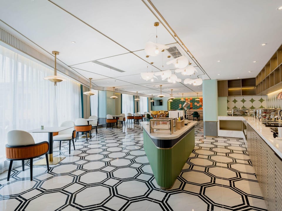 Magnotel Guanyun People's Square Hotel in Jiangsu