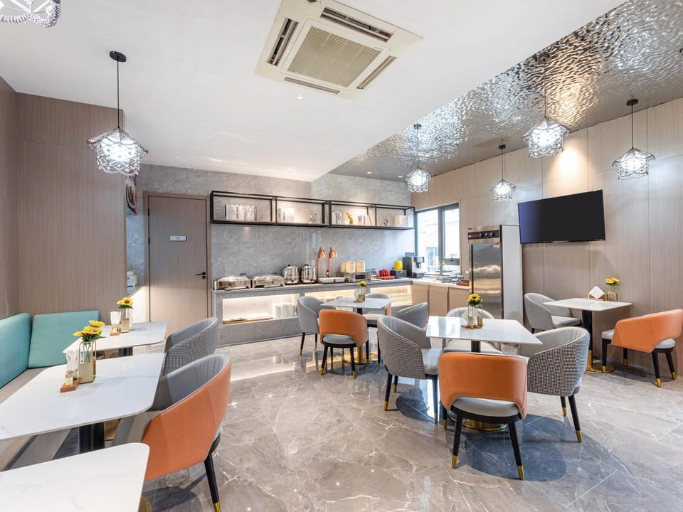 Magnotel Kunshan Zhangpu Henglong Plaza Hotel in Shanghai