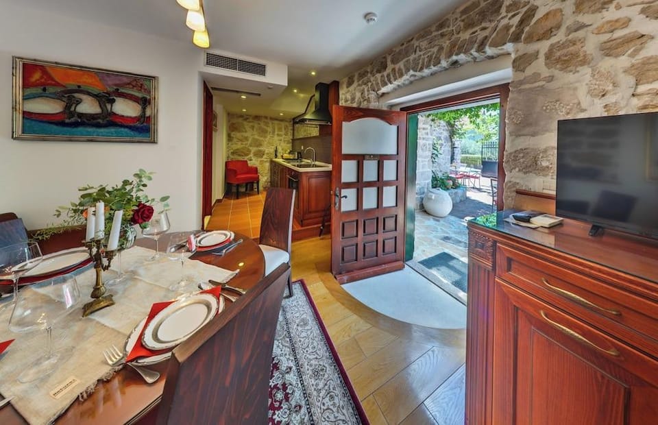 Heritage Hotel Raznjevica Dvori Hotel in Šibenik-Knin County, Croatia