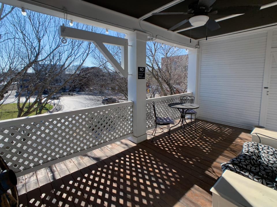 Schmitz Bed & Breakfast Apartment hotel in New Braunfels