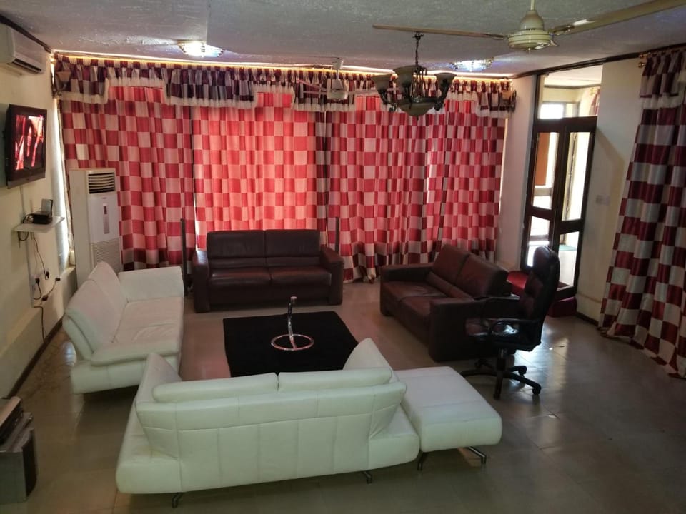 Nass Lodge Lodge in Ashanti Region, Ghana