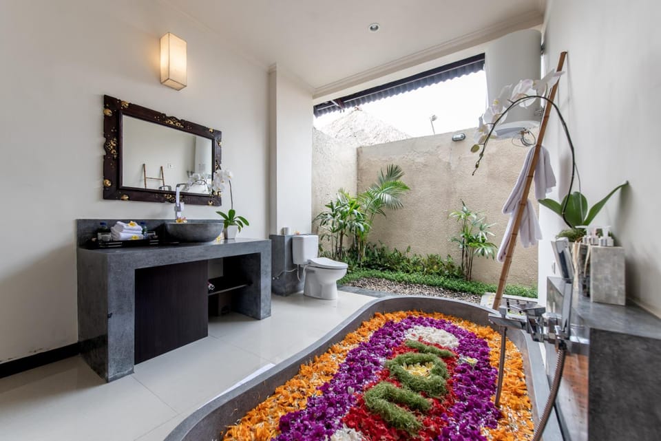 Villa Cendrawasih Ubud Hotel in Tampaksiring
