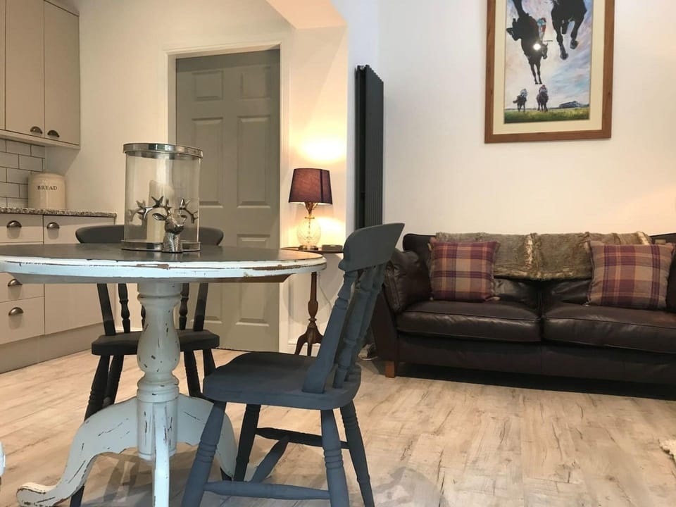 Oakley Retreat Hotel in England