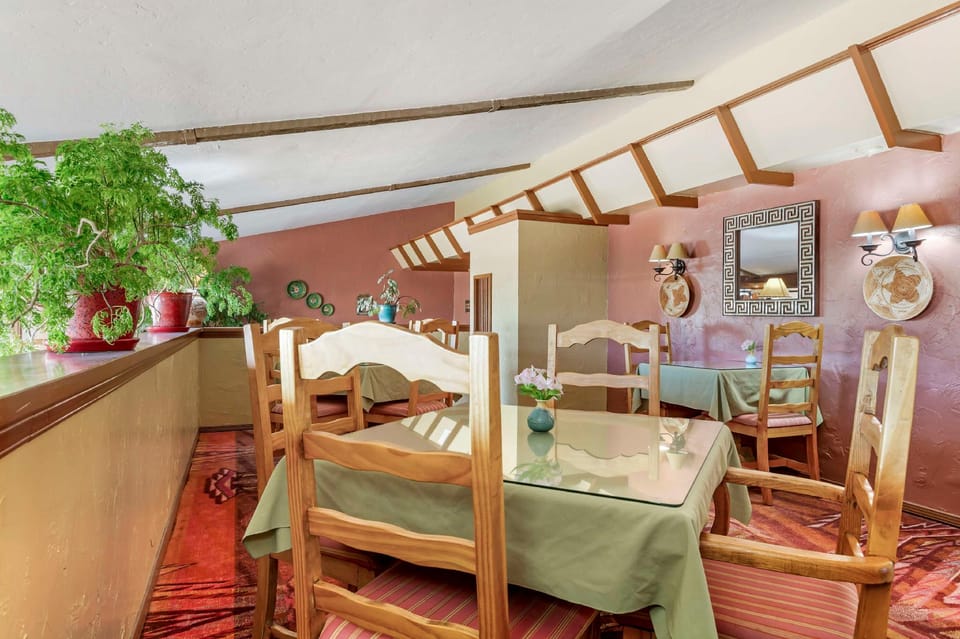 Best Western Mission Inn Hotel in Las Cruces