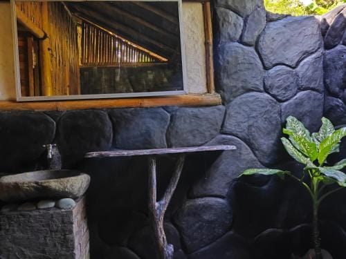 Bali mountain forest cabin Lodge in East Selemadeg