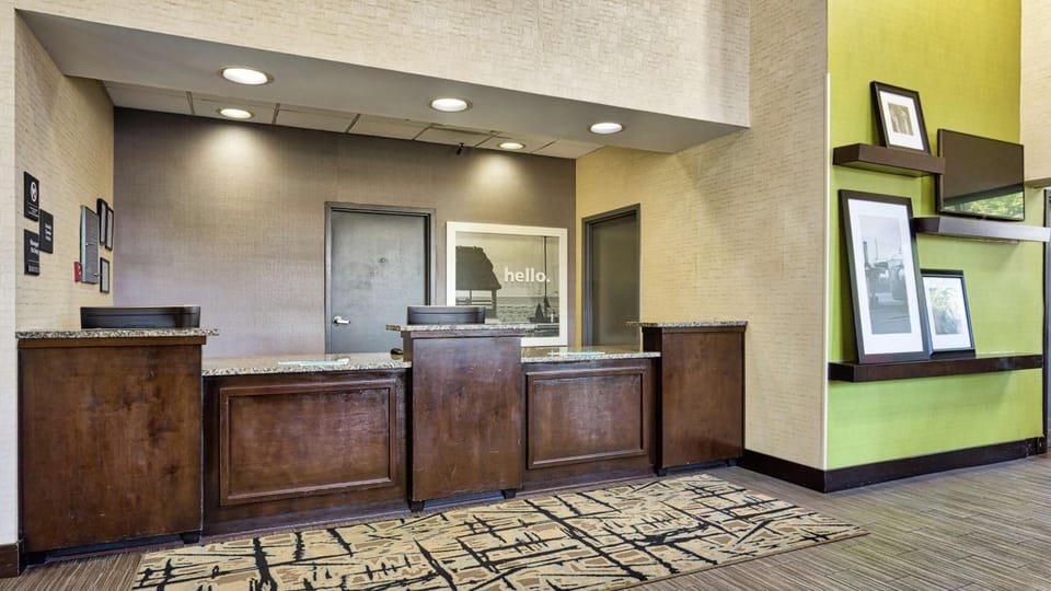 Hampton Inn Norfolk-Naval Base Hotel in Portsmouth