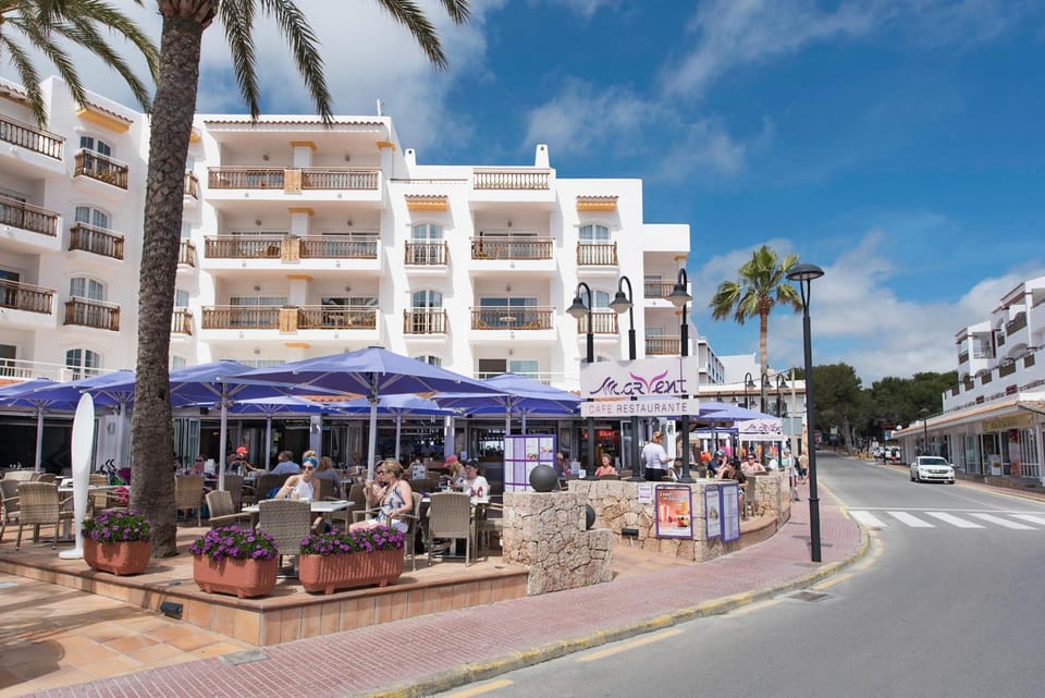 Apartamentos Es Canyer Apartment hotel in Es Canar
