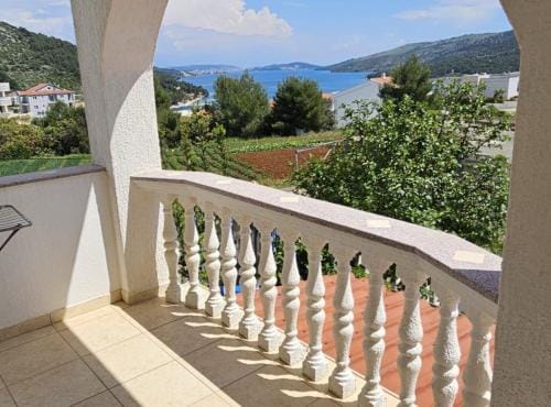 Apartments Hasic Marina Hotel in Šibenik-Knin County, Croatia