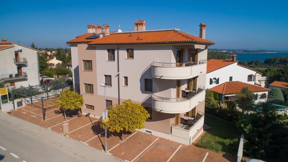 Apartments Oliva Hotel in Premantura