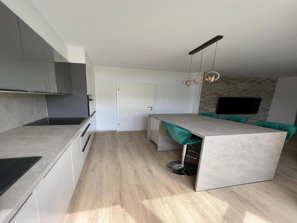 Apartments Kalinic Hotel in Dubrovnik-Neretva County
